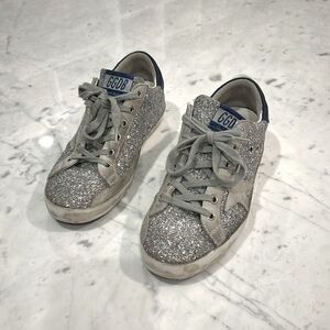 Gently/ barely worn Glitter Golden Goose SStar sneakers